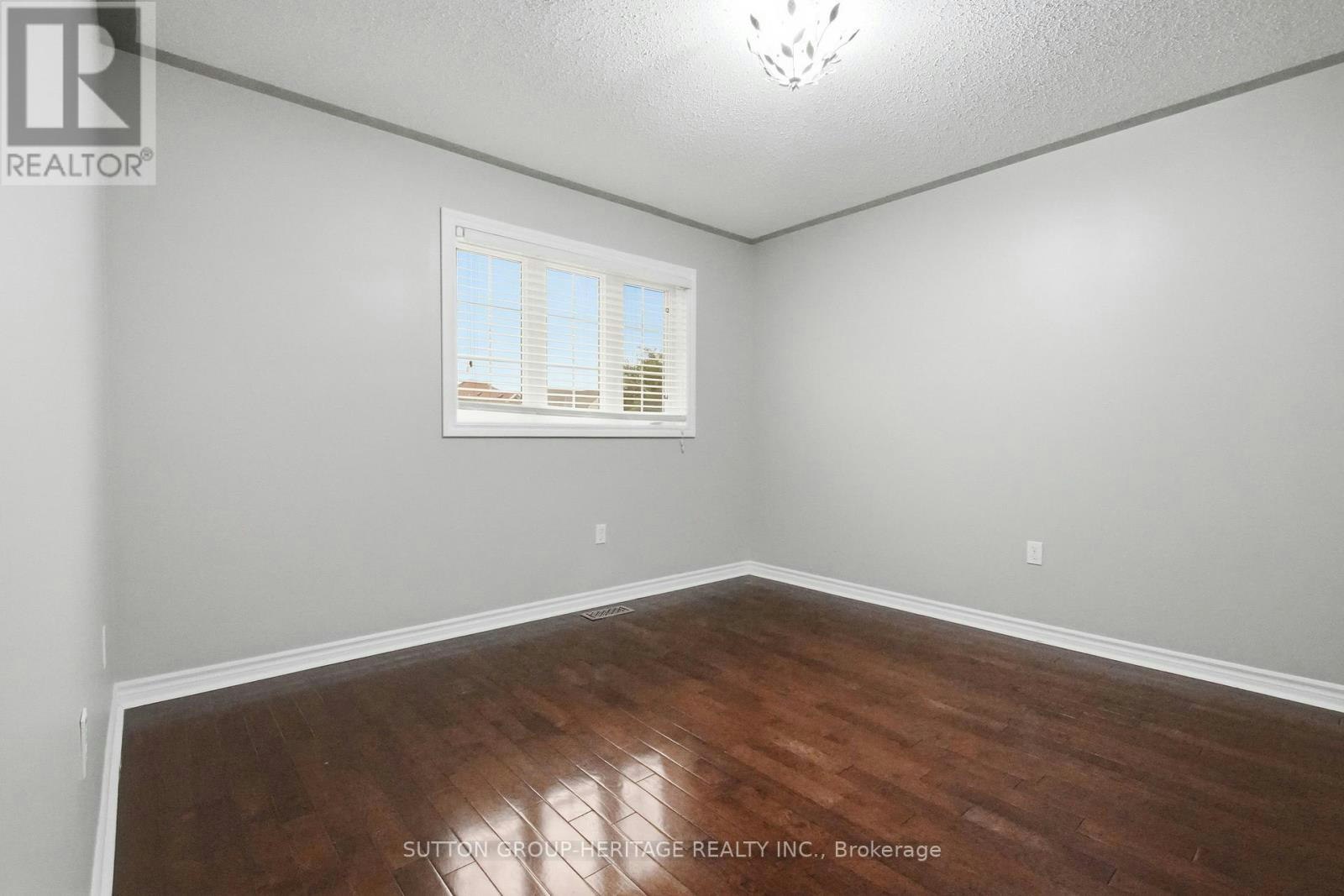 16 Shrewsbury Drive, Whitby, ON, L1M 0C7 - 32