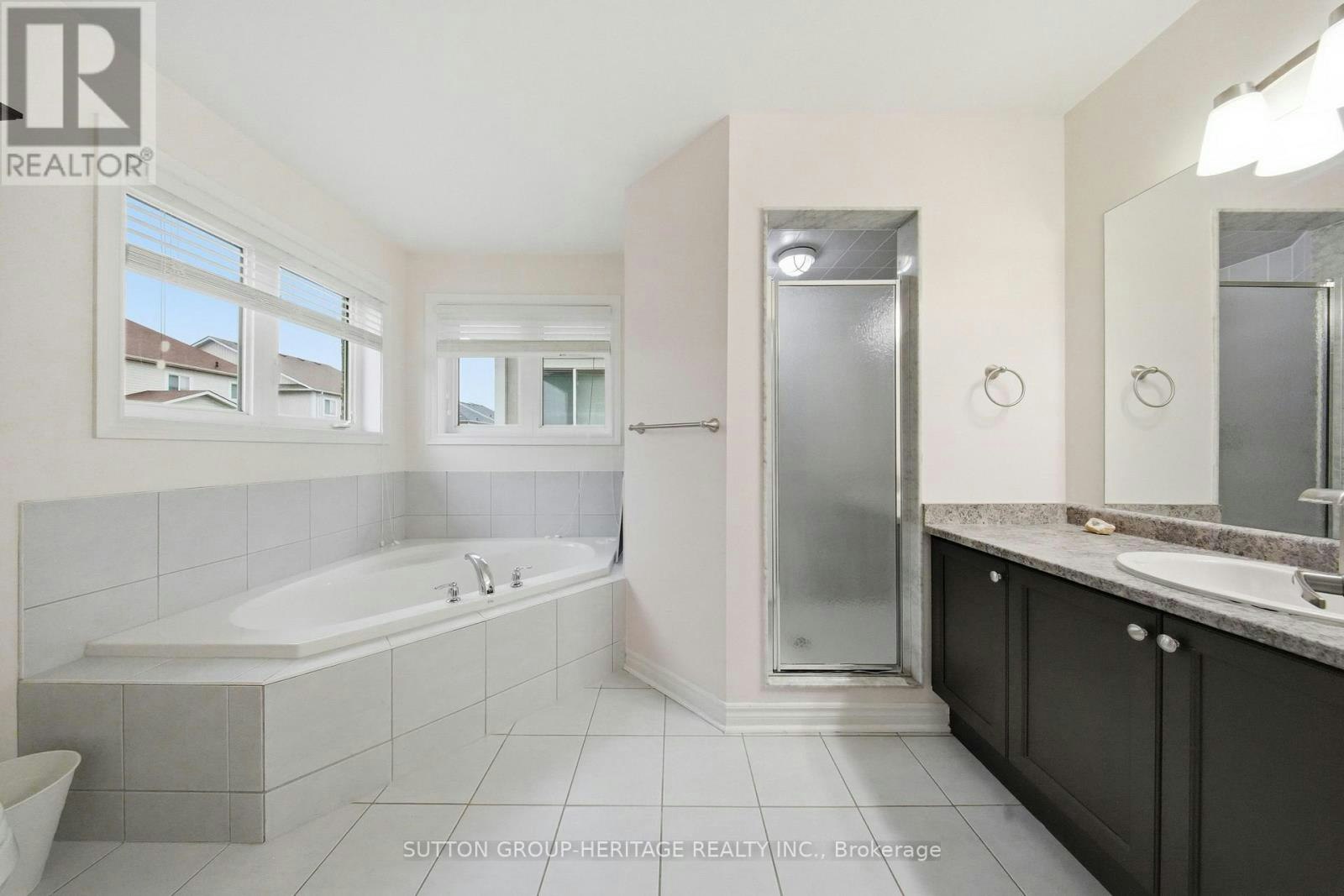 16 Shrewsbury Drive, Whitby, ON, L1M 0C7 - 25