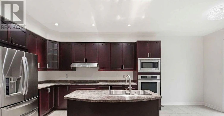 16 Shrewsbury Drive, Whitby, ON, L1M 0C7 - 15