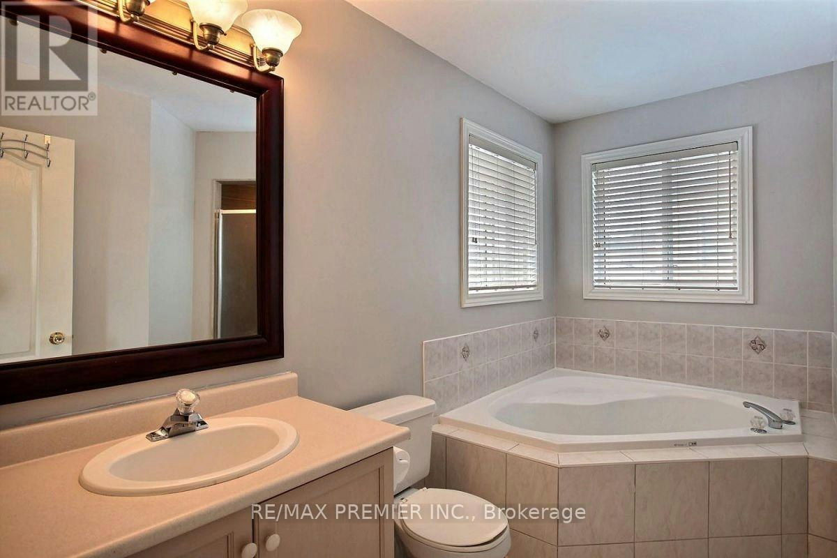 326 John Deisman Boulevard, Vaughan, ON, L6A 3H2 - 7