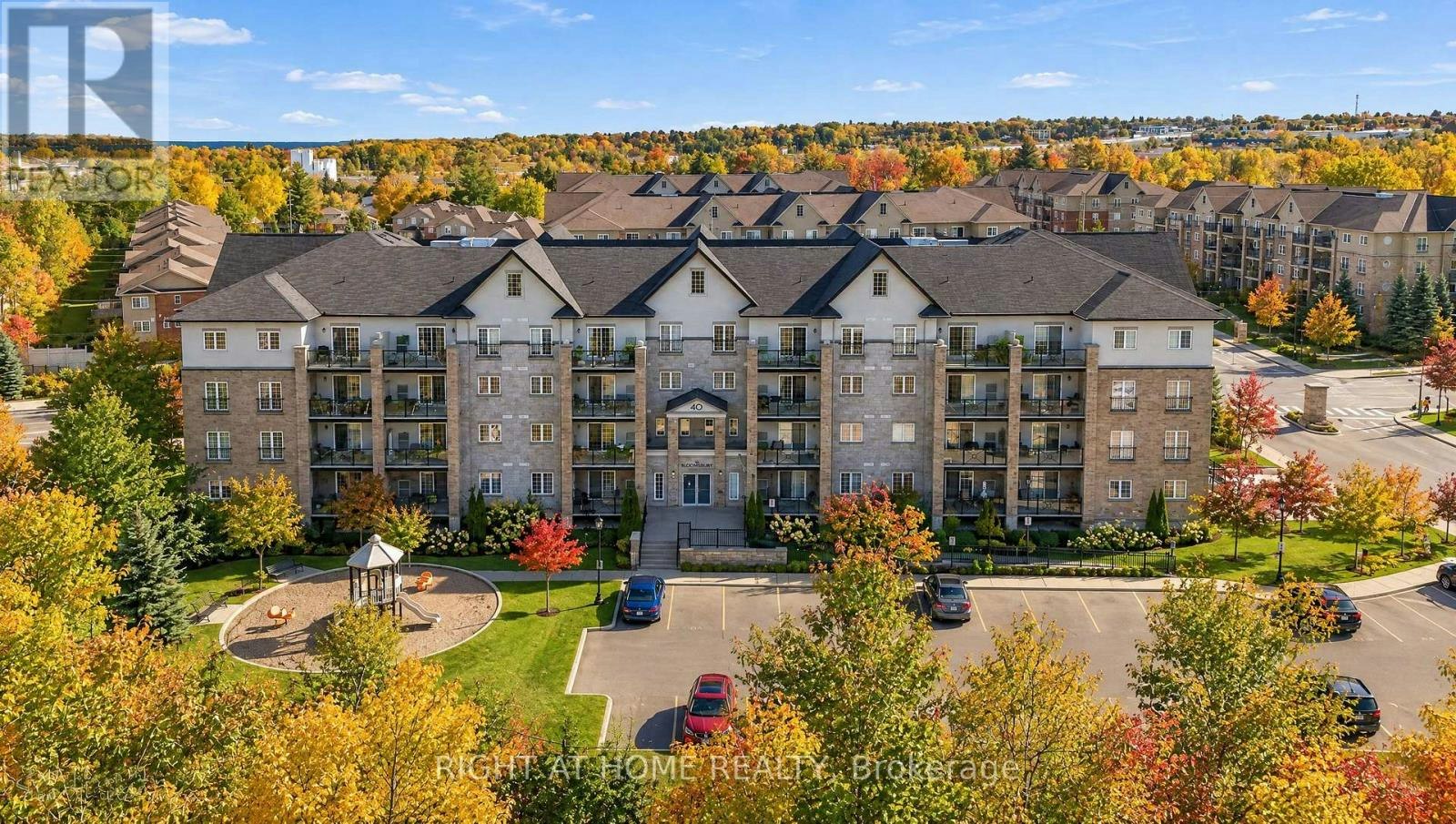 408-40 Ferndale Drive S, Barrie, ON, L4N 2L3