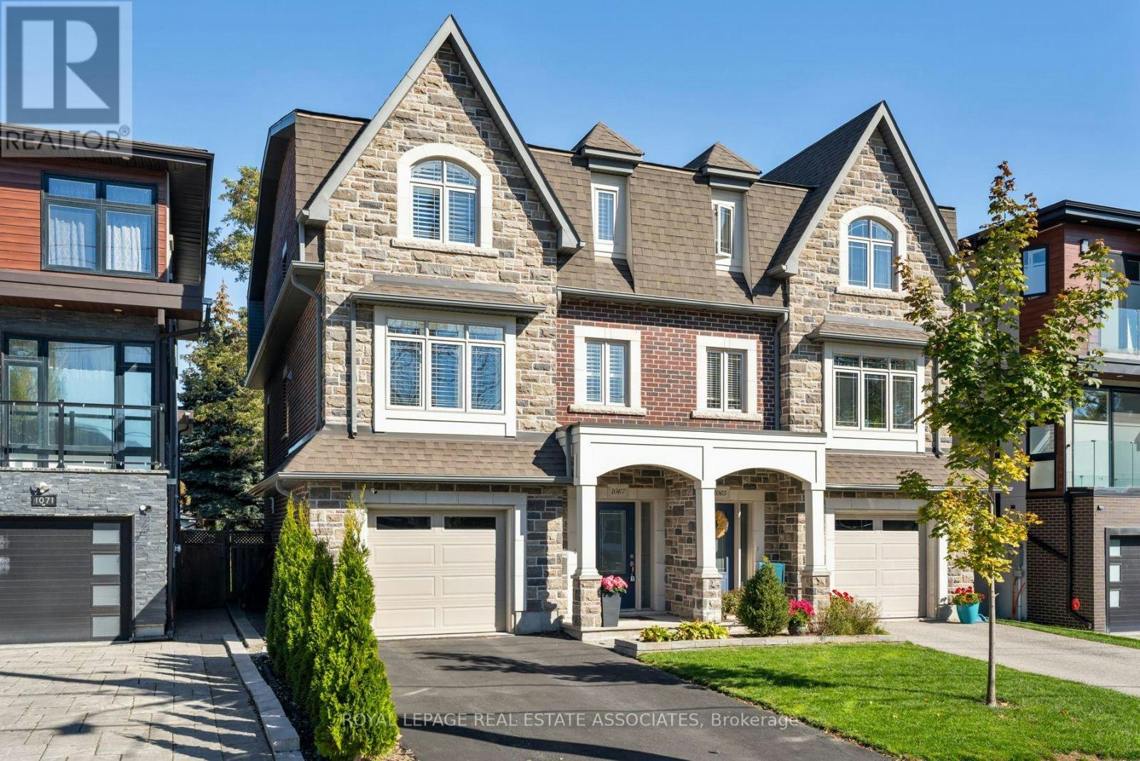 1067 Shaw Drive, Mississauga, ON, L5G 3Z3