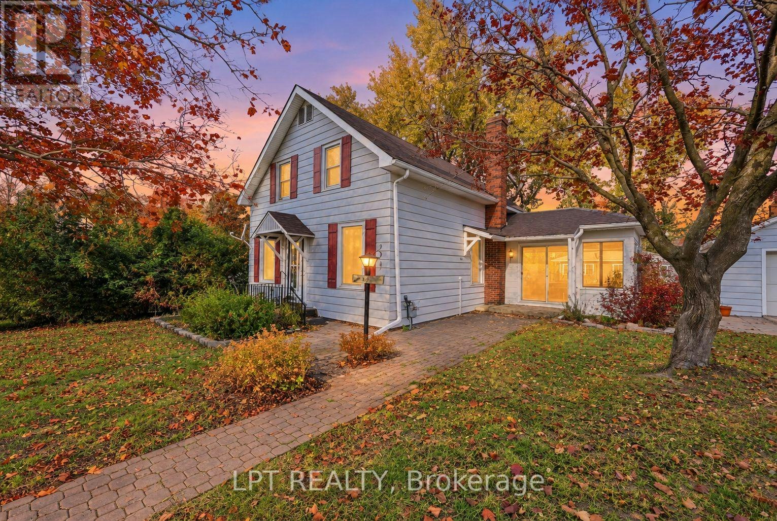 190 Winewood Avenue W, Gravenhurst, ON, P1P 1E6