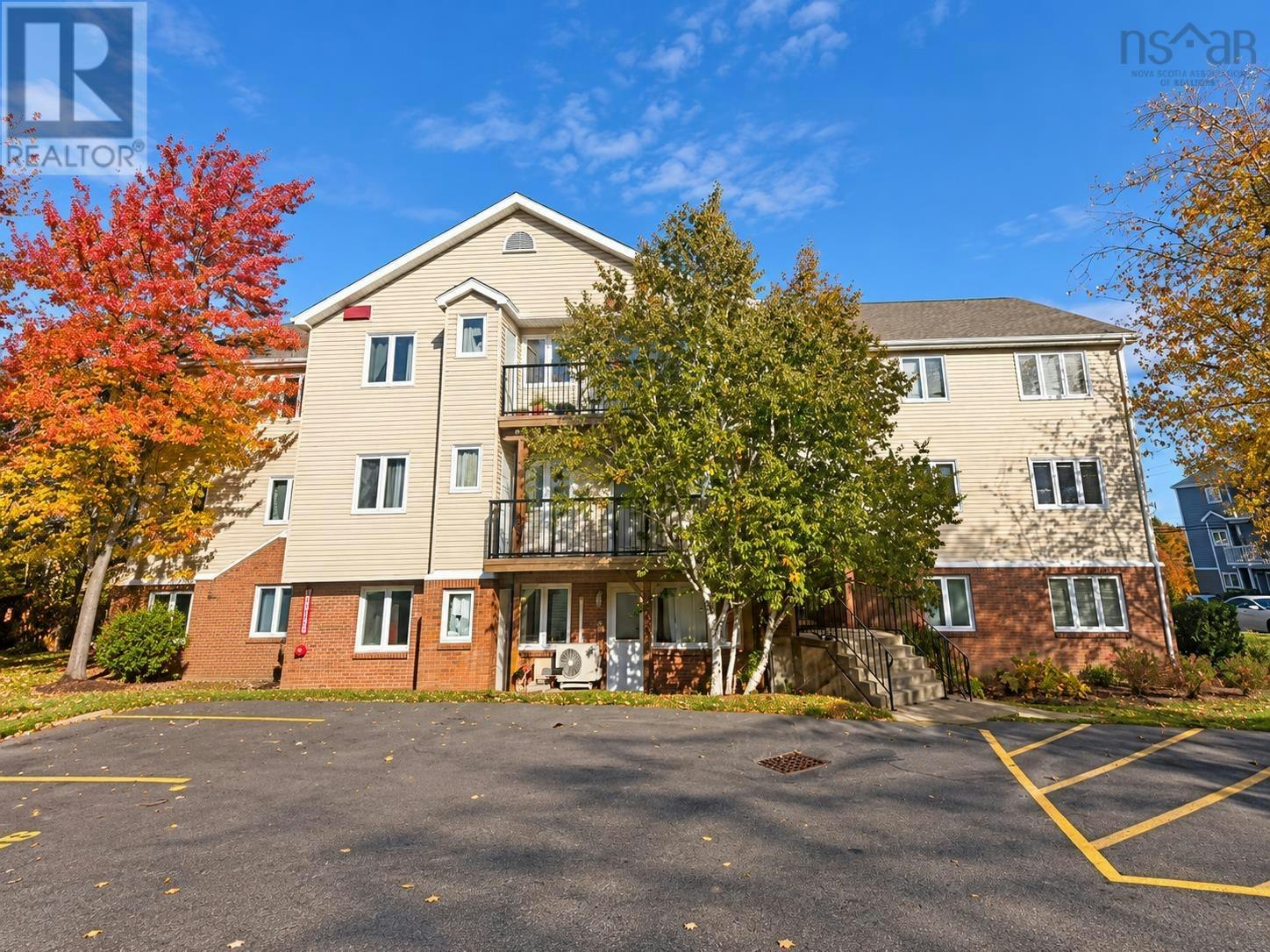 303-131 Farnham Gate Road, Halifax, NS, B3M 4A4