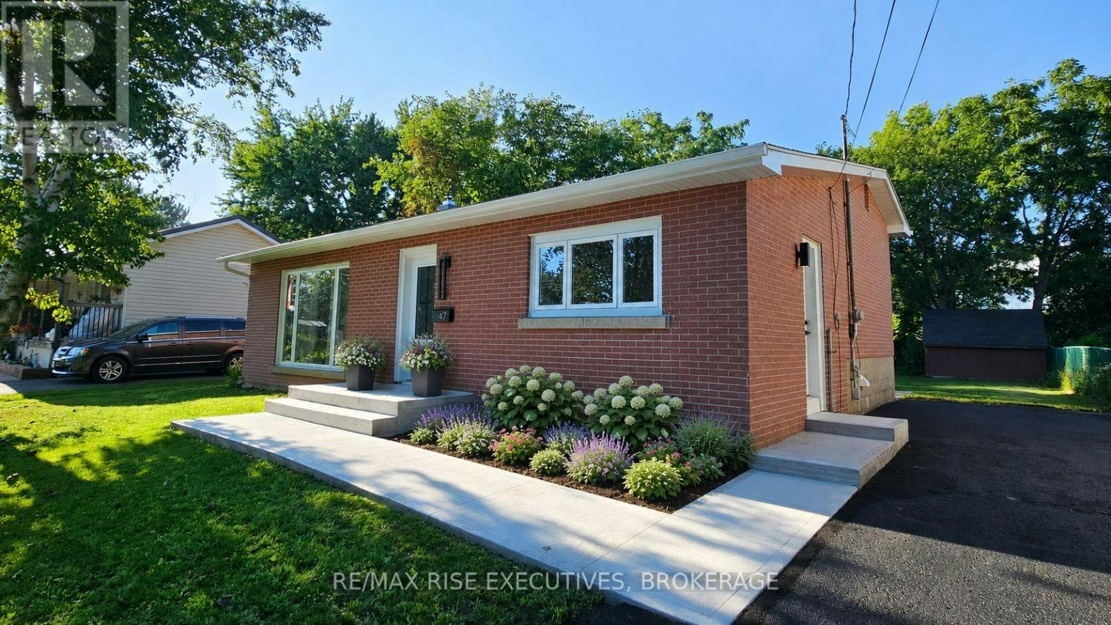47 Henry Crescent, Loyalist, ON, K7N 1G6