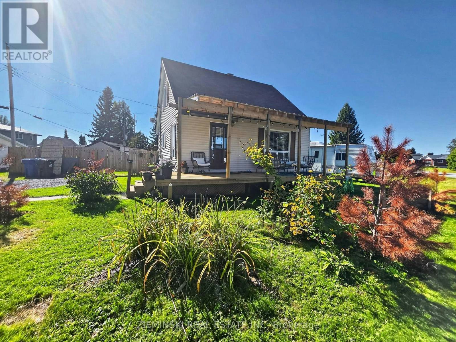 1 Bowman Avenue, Matheson, ON, P0K 1N0