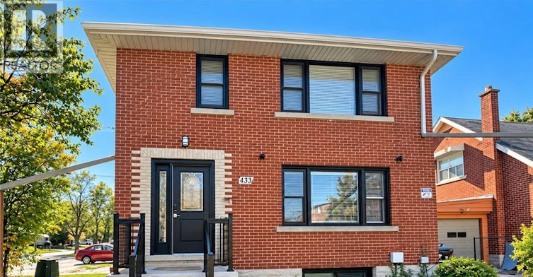 3-433 Connaught Street, Kitchener, ON, N2C 1C4