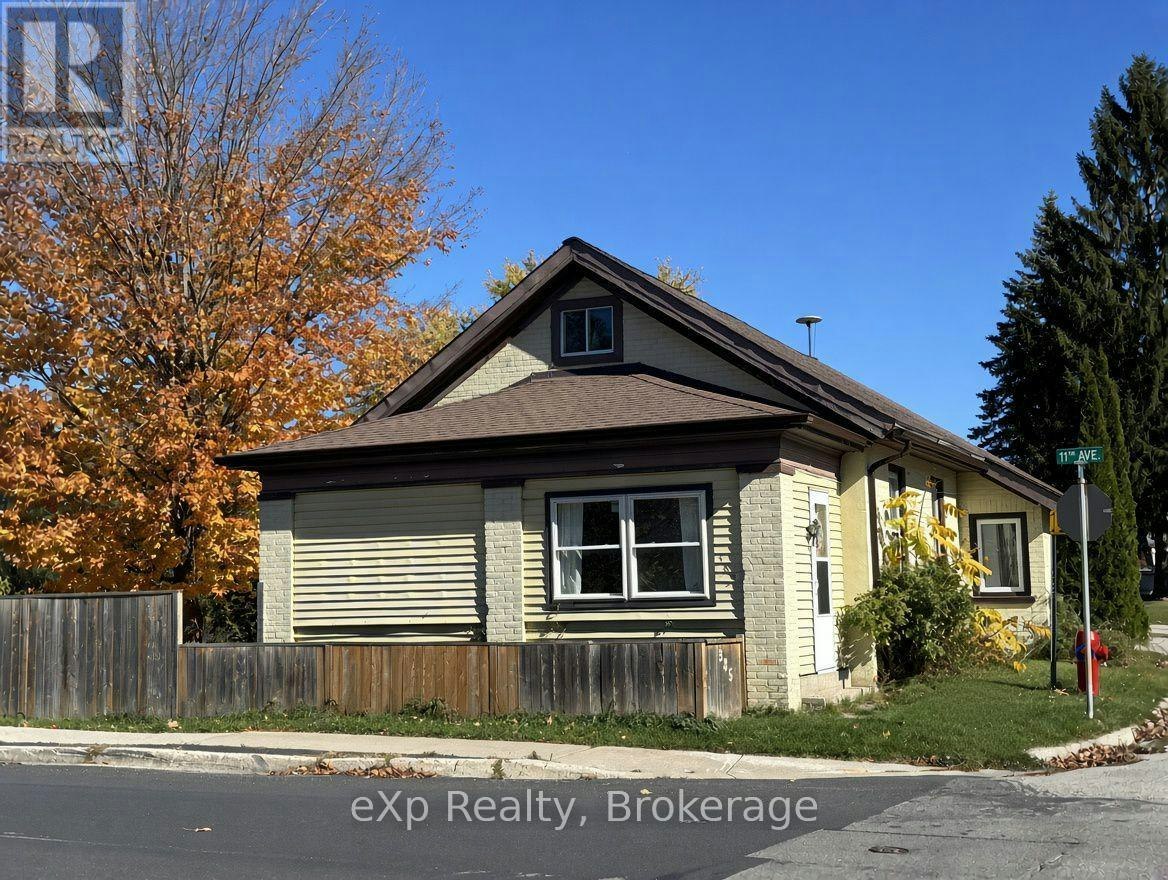 385 11th Avenue, Hanover, ON, N4N 2R7