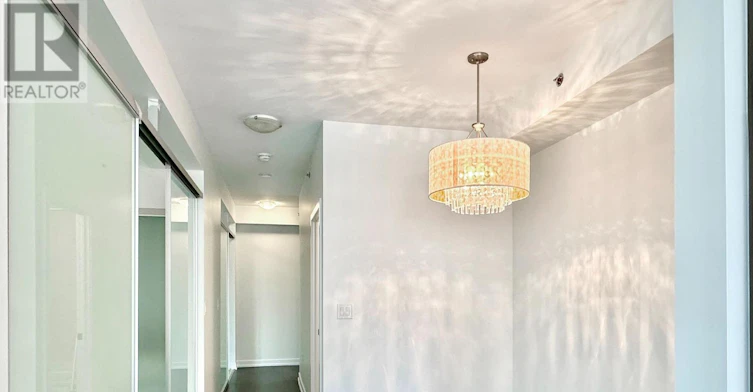 1108-426 University Avenue, Toronto, ON, M5G 1S9 - 13