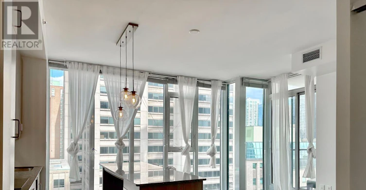 1108-426 University Avenue, Toronto, ON, M5G 1S9 - 4