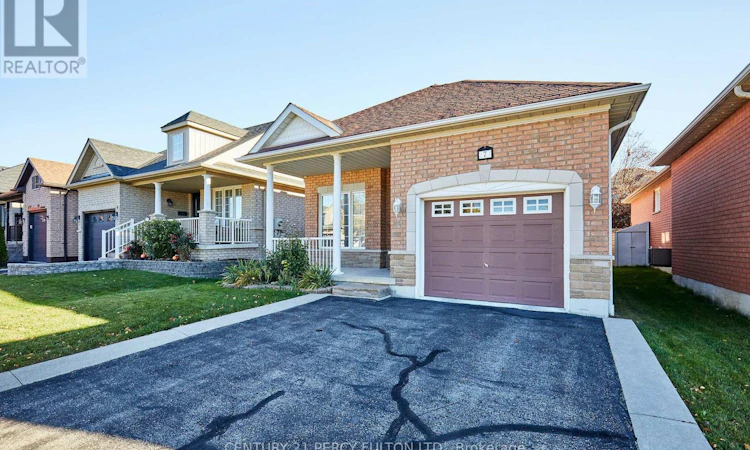 7 Bridlewood Boulevard