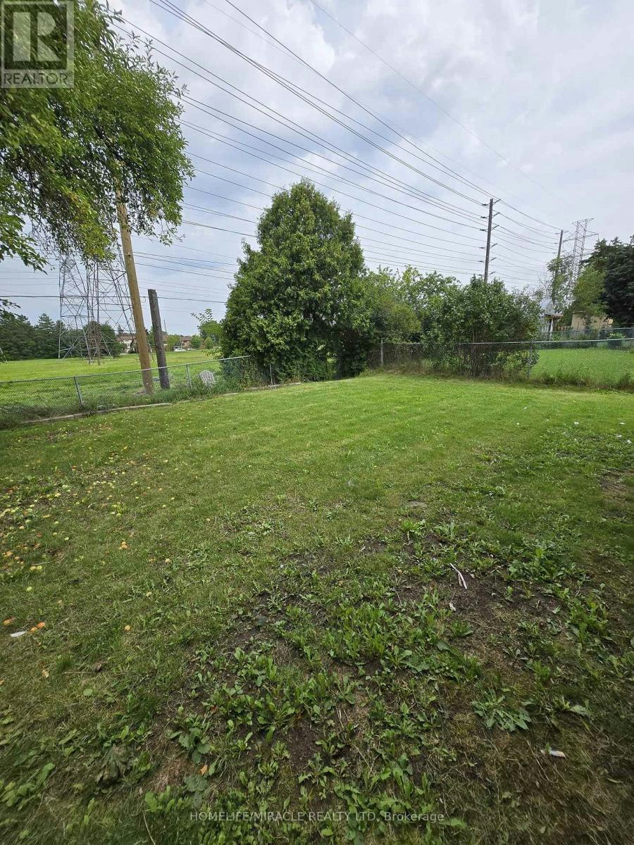 MAIN-44 Staley Terrace, Toronto, ON, M1W 2E7 - 21