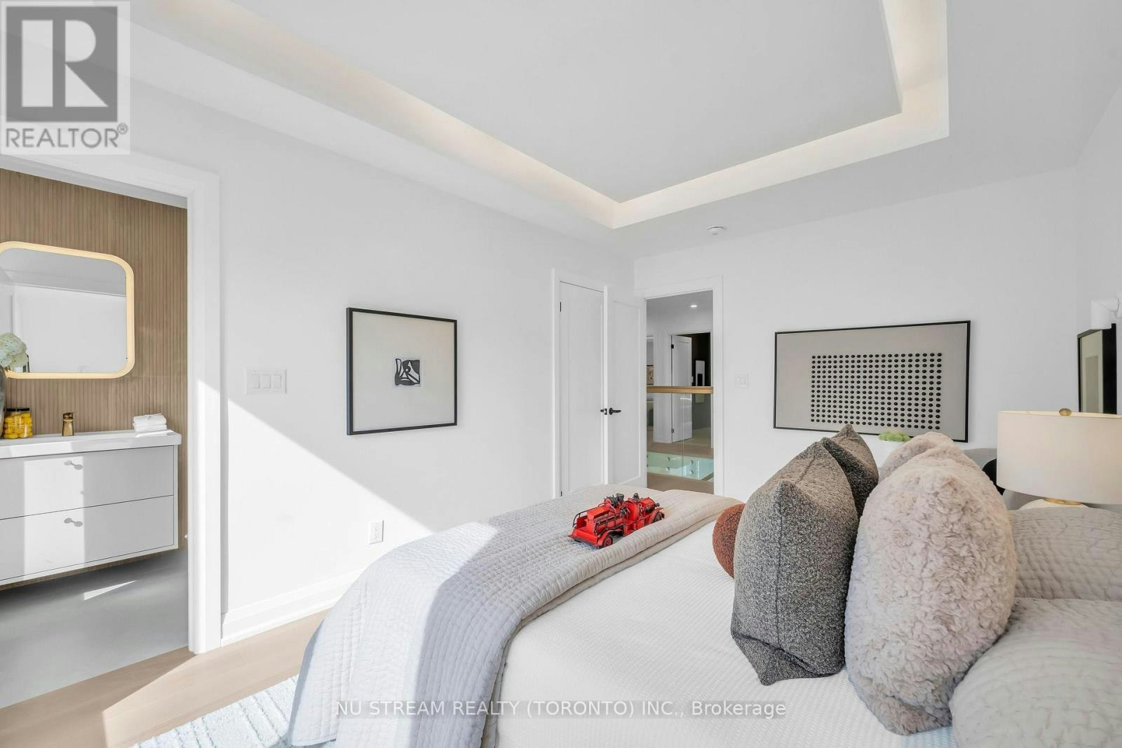323 Winnifred Drive, Georgina, ON, L4P 3B4 - 21