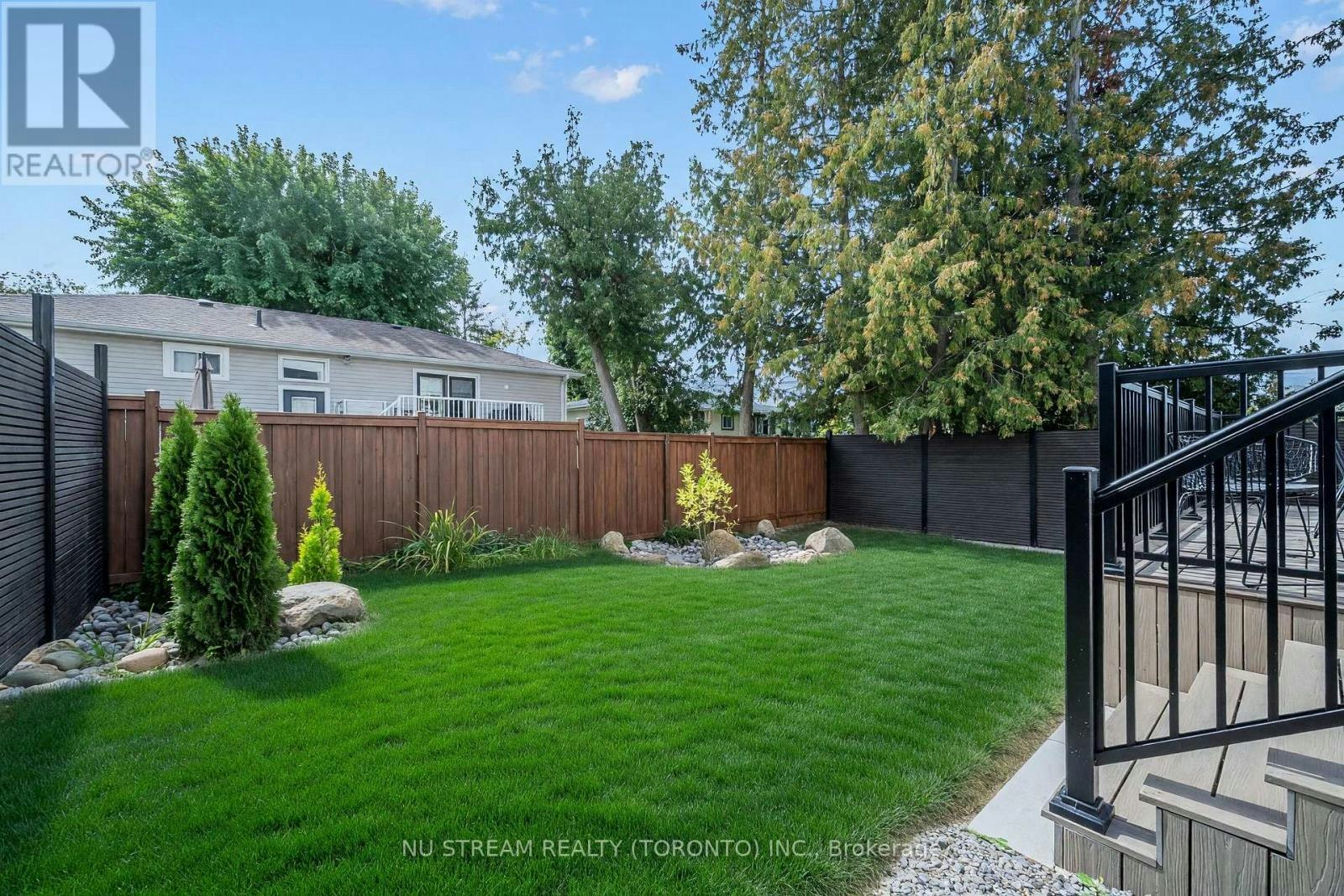 323 Winnifred Drive, Georgina, ON, L4P 3B4 - 32