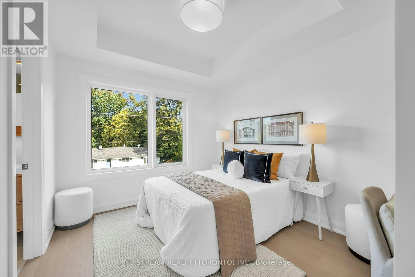 323 Winnifred Drive, Georgina, ON, L4P 3B4 - 23