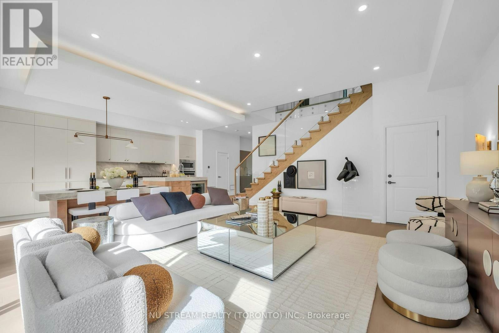 323 Winnifred Drive, Georgina, ON, L4P 3B4 - 9