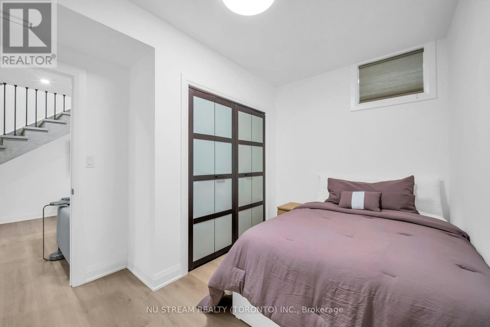 LOWER-323 Winnifred Drive, Georgina, ON, L4P 3B4 - 10