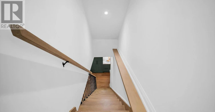 LOWER-323 Winnifred Drive, Georgina, ON, L4P 3B4 - 2