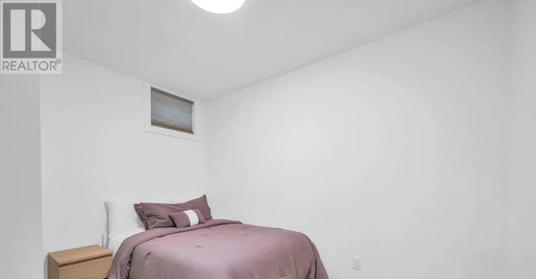 LOWER-323 Winnifred Drive, Georgina, ON, L4P 3B4 - 9