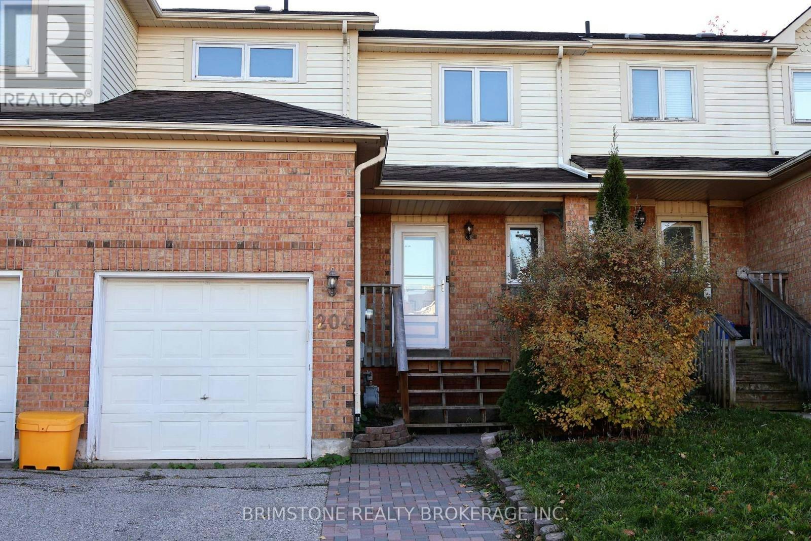 204 Pickett Crescent, Barrie, ON, L4N 8B1