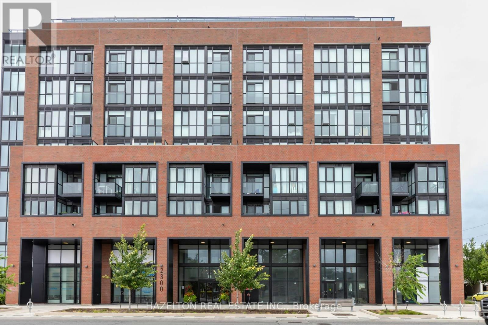 905-2300 St. Clair Avenue W, Toronto, ON, M6N 1K8
