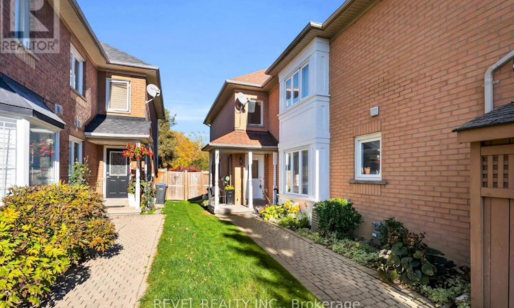 100 Pressed Brick Drive