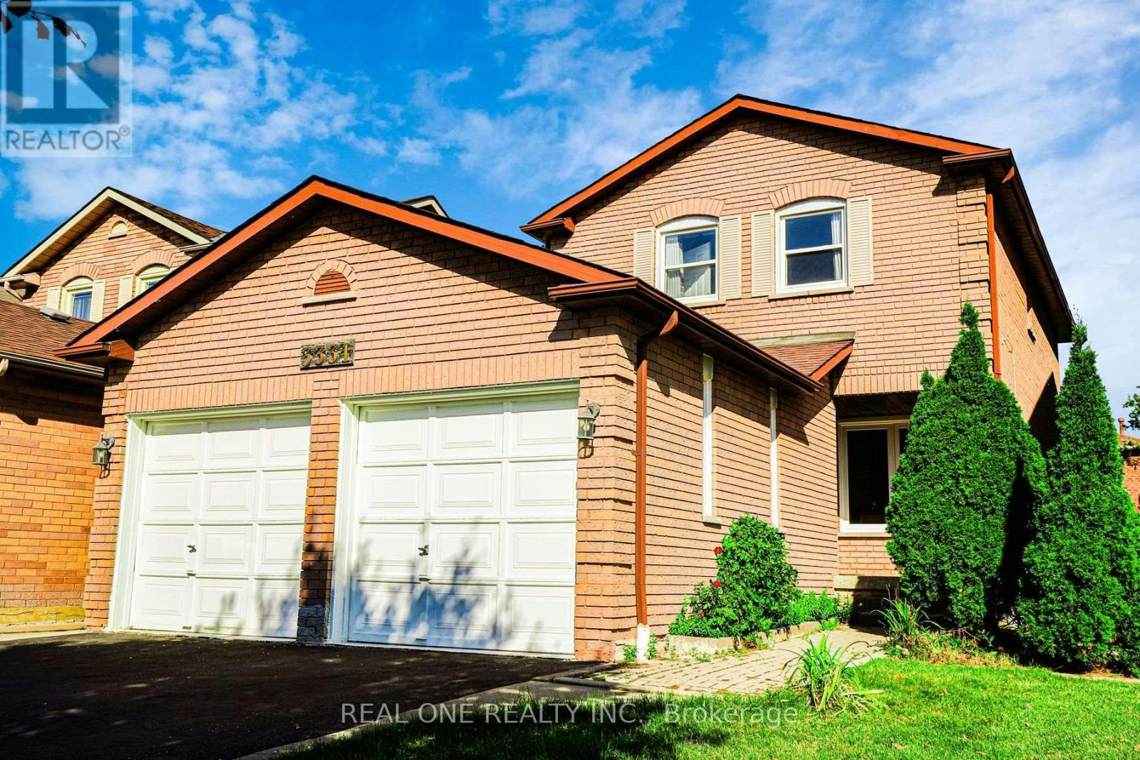3331 Dovetail Mews, Mississauga, ON, L5L 5E9 - 2