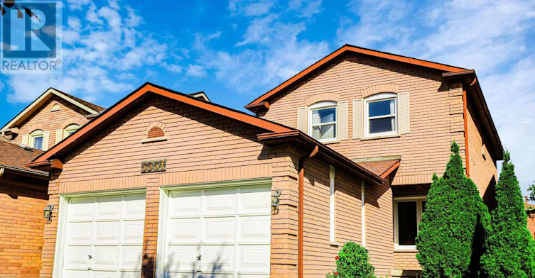 3331 Dovetail Mews, Mississauga, ON, L5L 5E9 - 2
