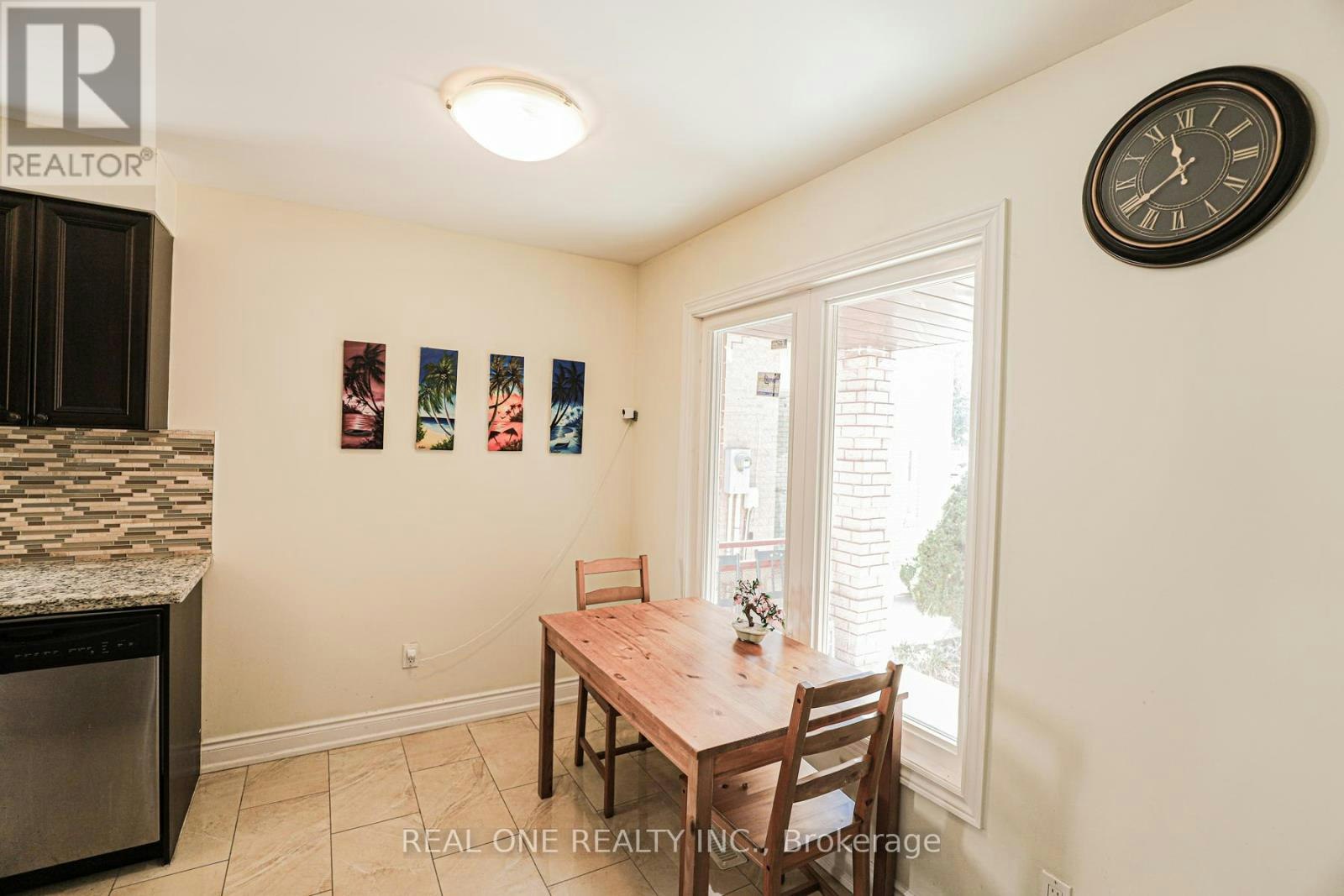 3331 Dovetail Mews, Mississauga, ON, L5L 5E9 - 4