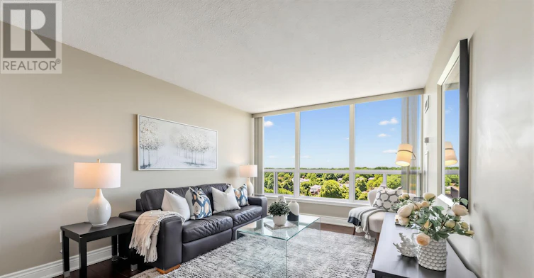 1006-10 Laurelcrest Street, Brampton, ON, L6S 5Y3 - 2
