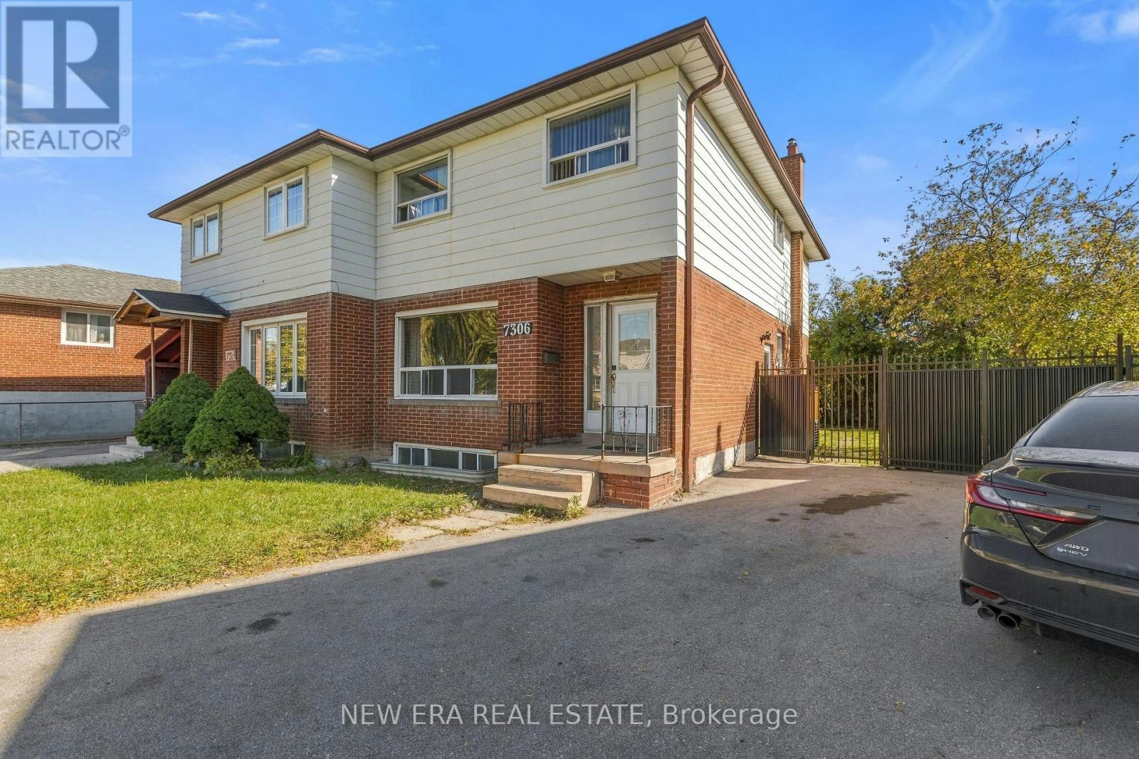 7306 Sills Road, Mississauga, ON, L4T 2K1