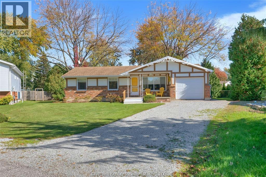 5 Royal Crescent, Chatham-Kent, ON, N0P 1Z0