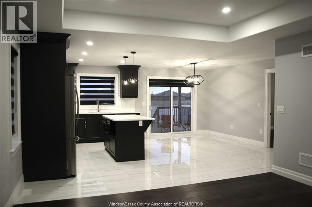 UPPER-719 Faleria Street, Lakeshore, ON, N8L 0K1 - 5