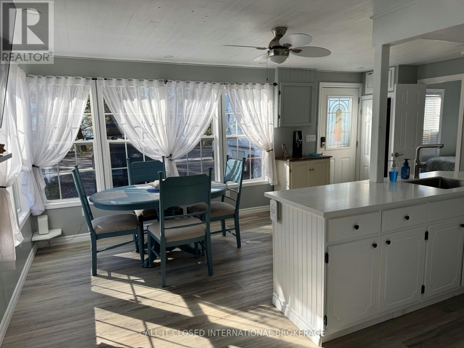 381 Front Street, Port Stanley, ON, N5L 1G1 - 9