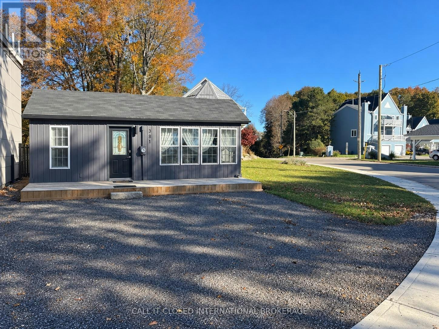 381 Front Street, Port Stanley, ON, N5L 1G1