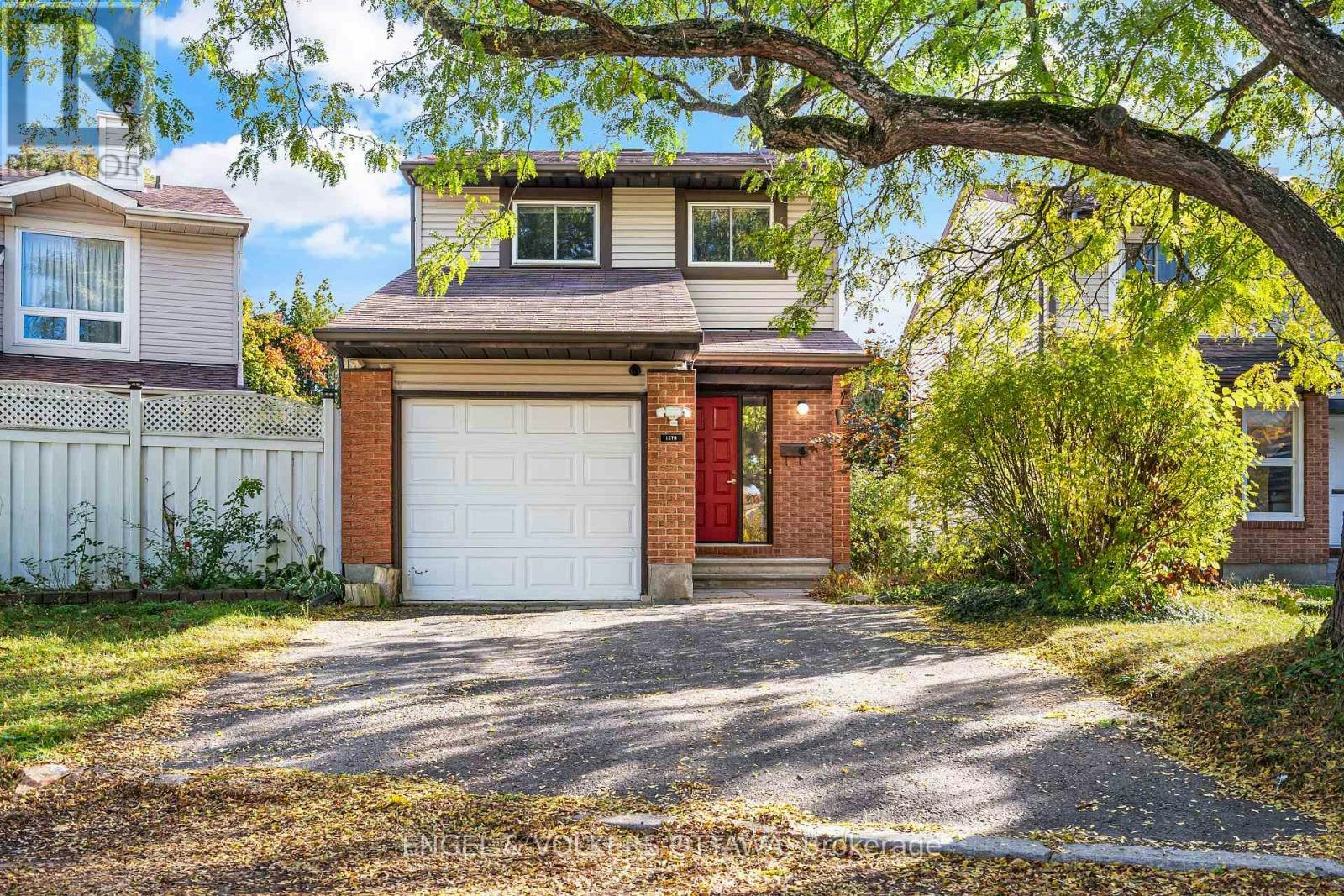 1379 Ambridge Way, Ottawa, ON, K2C 3T3