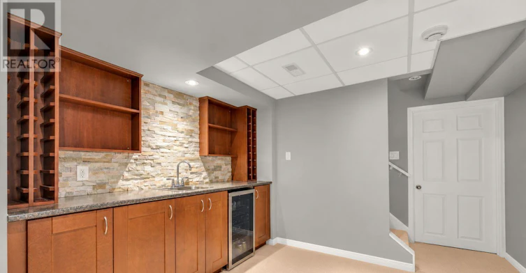 518 Fordell Avenue, Ottawa, ON, K2W 0B4 - 24