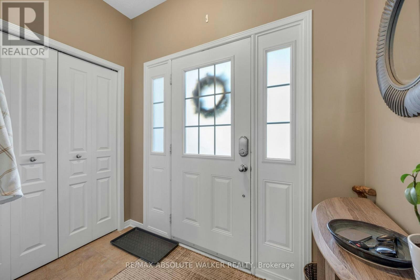 518 Fordell Avenue, Ottawa, ON, K2W 0B4 - 2