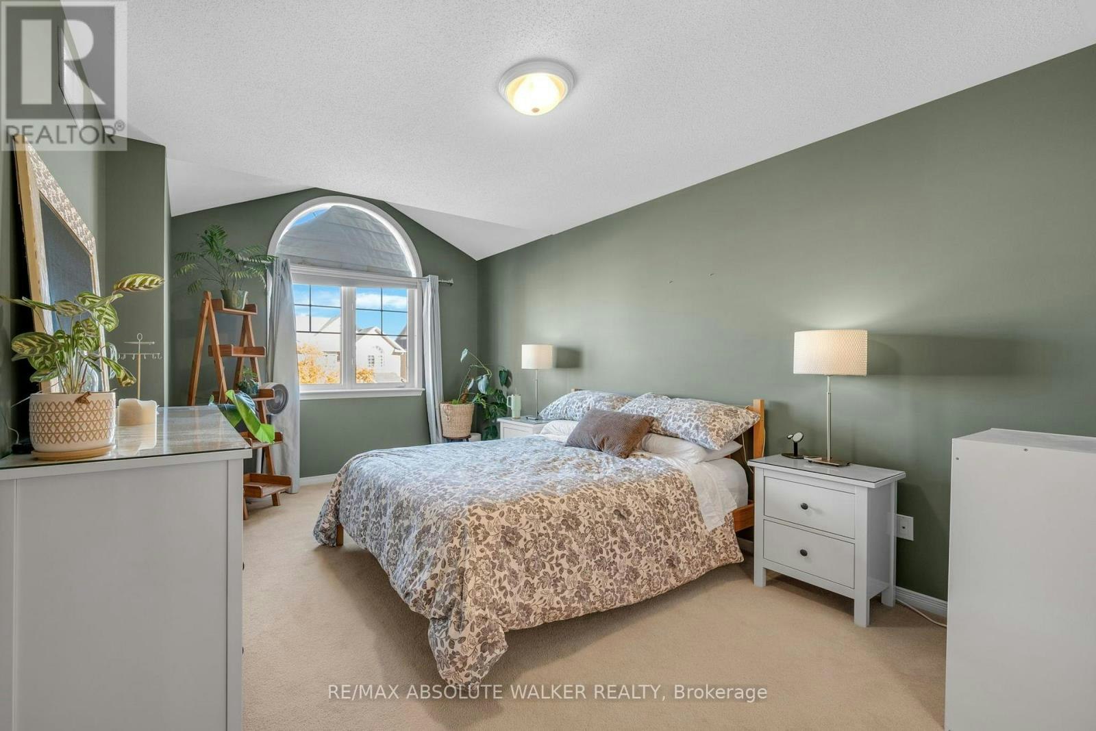 518 Fordell Avenue, Ottawa, ON, K2W 0B4 - 12