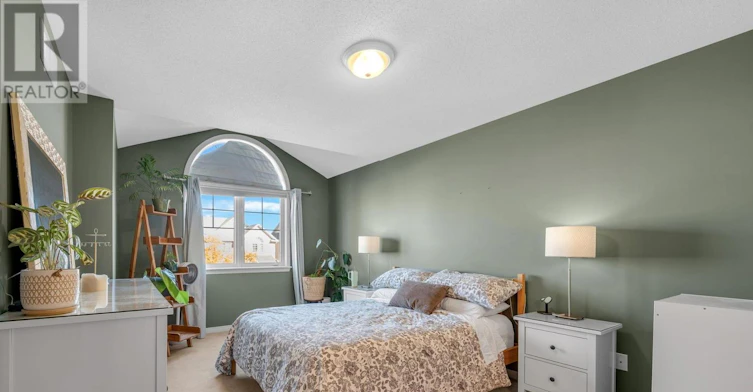 518 Fordell Avenue, Ottawa, ON, K2W 0B4 - 12