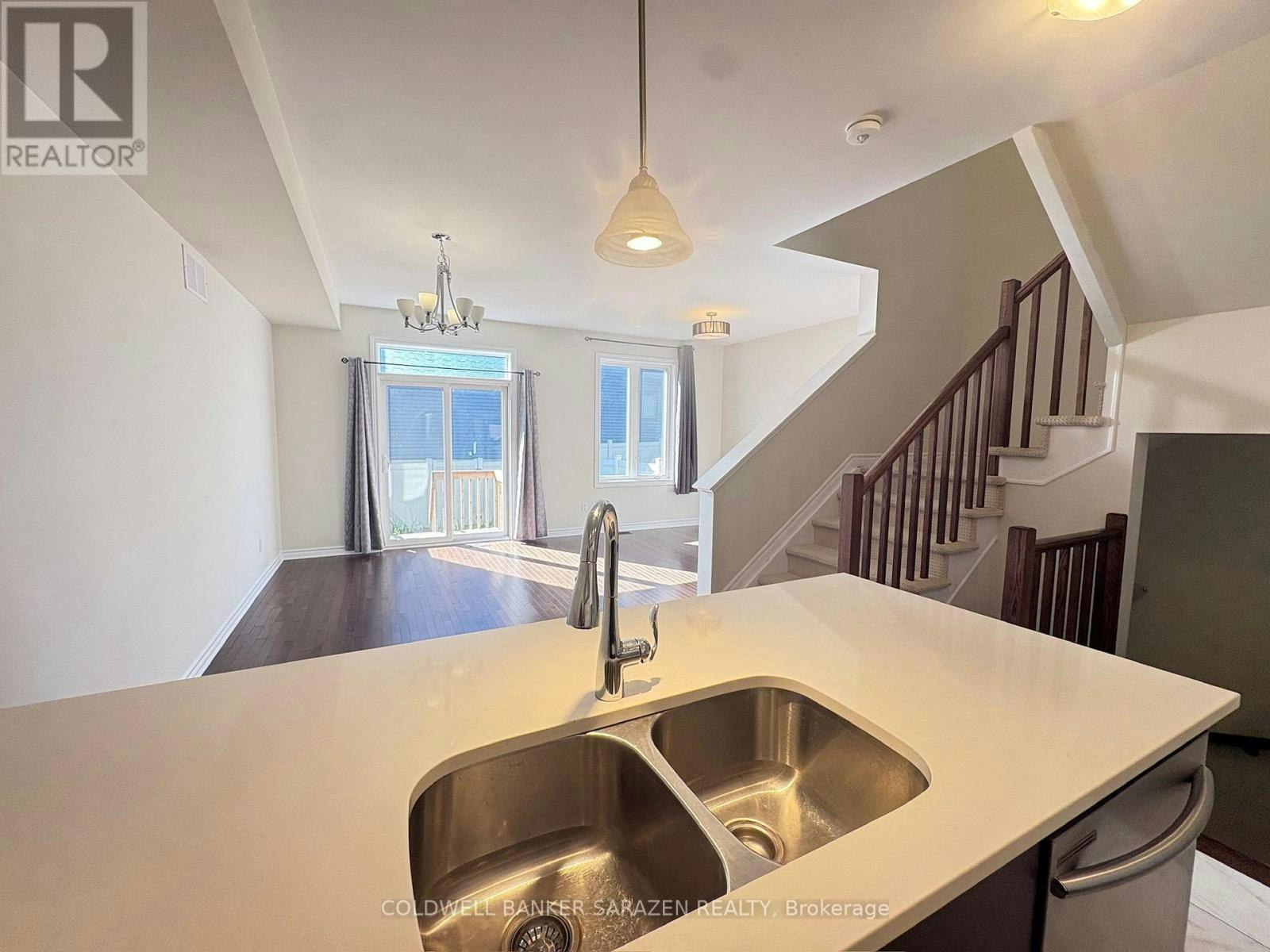 216 Tim Sheehan Place, Ottawa, ON, K2V 0N1 - 7