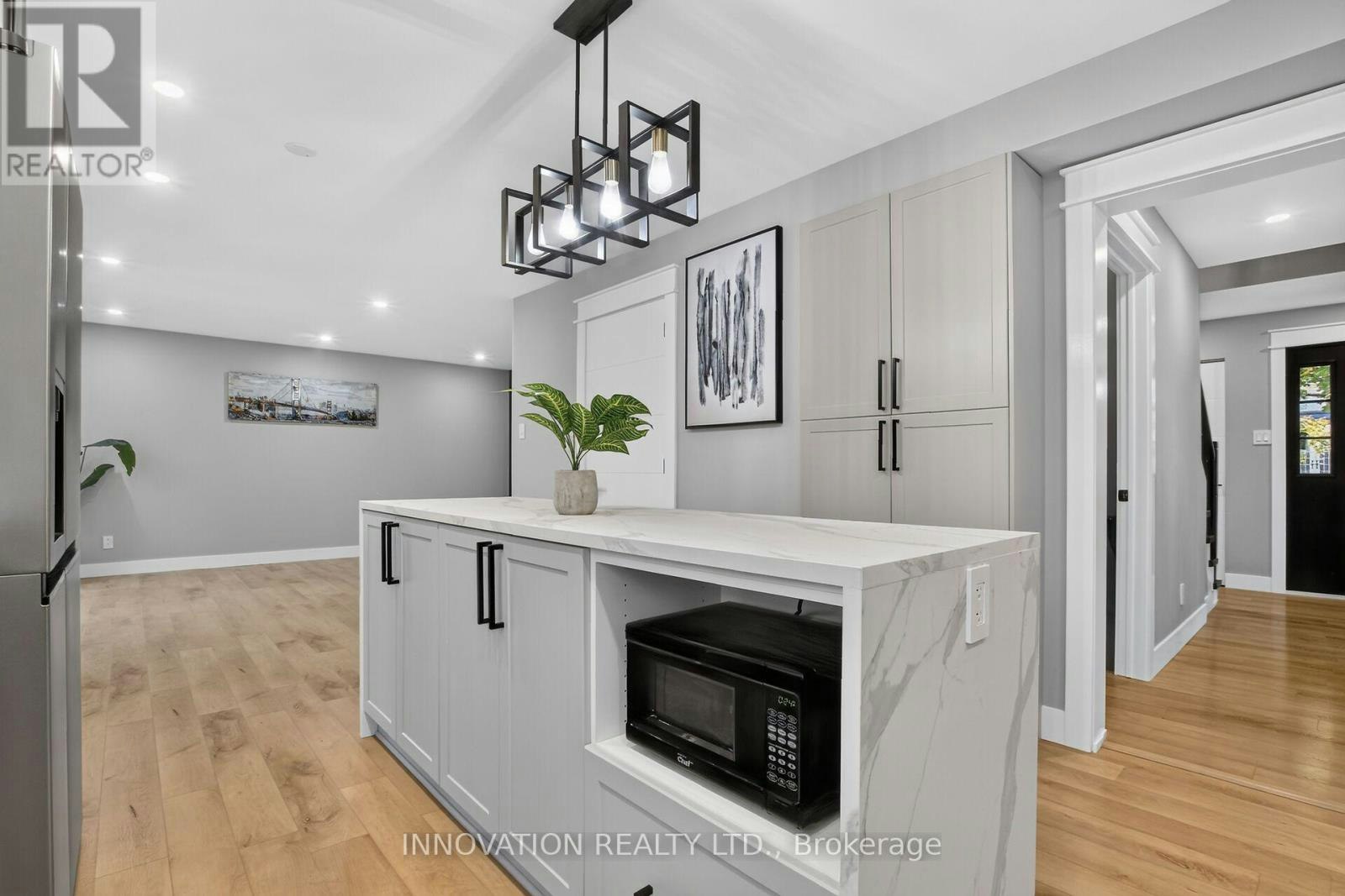 62 Trailway Circle, Ottawa, ON, K2S 1E2 - 12