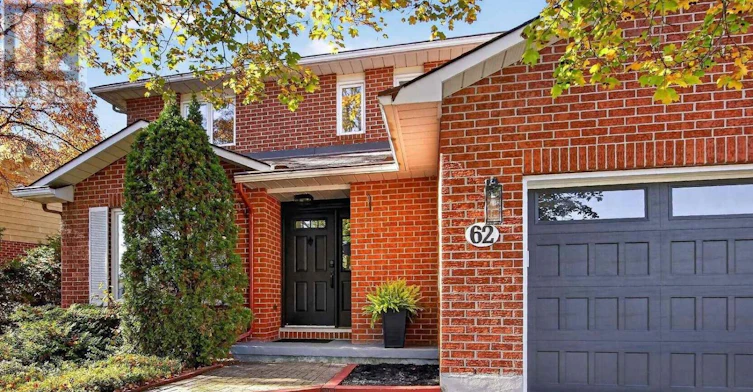 62 Trailway Circle, Ottawa, ON, K2S 1E2 - 3