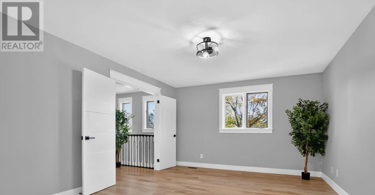 62 Trailway Circle, Ottawa, ON, K2S 1E2 - 25