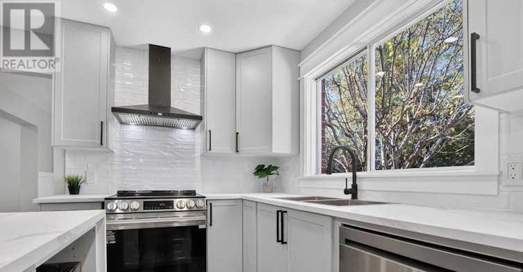 62 Trailway Circle, Ottawa, ON, K2S 1E2 - 10