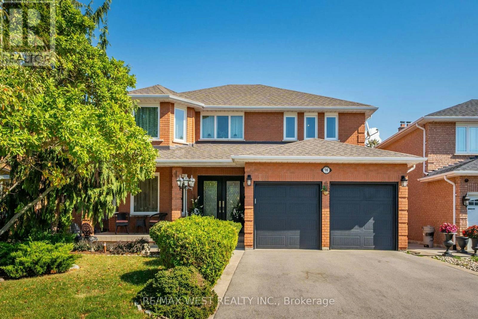 98 Arrowhead Drive, Vaughan, ON, L4L 4A5