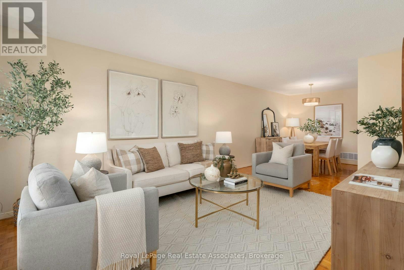 7 Capstan Court, Toronto, ON, M3L 2M9