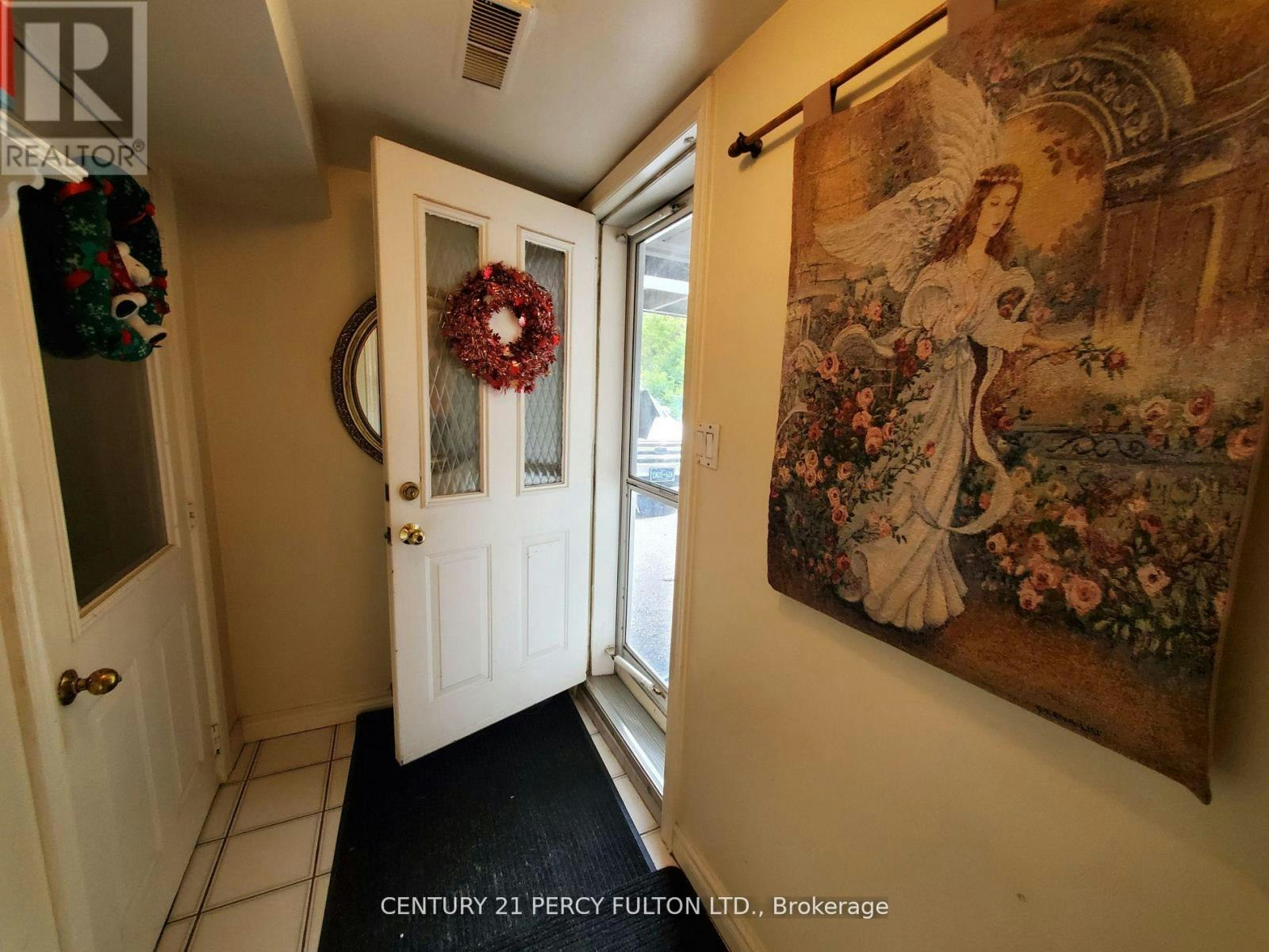 36 St. Paschal Court, Toronto, ON, M2M 4A5