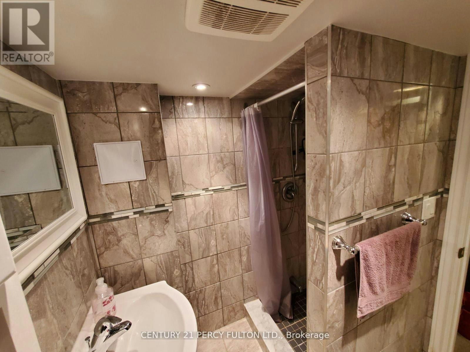 36 St. Paschal Court, Toronto, ON, M2M 4A5 - 12
