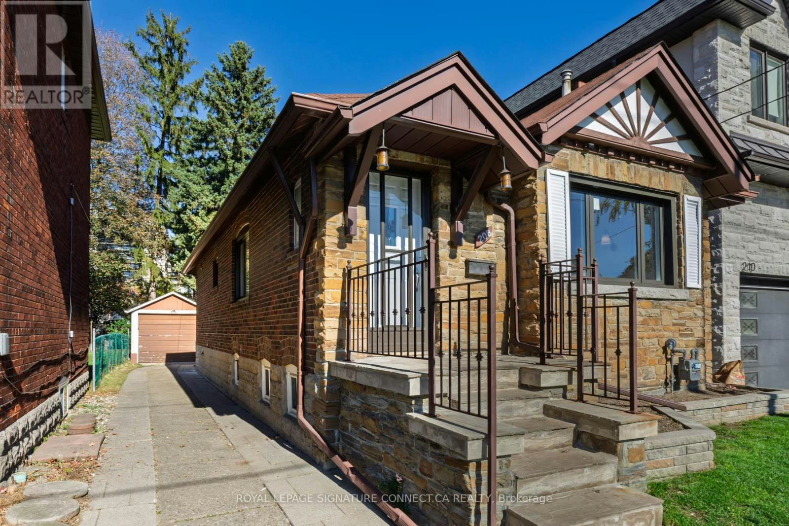 208 Floyd Avenue, Toronto, ON, M4J 2J1 - 31